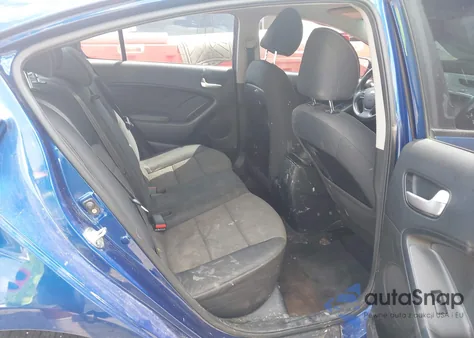 2018 Kia Forte Lx z USA, uszkodzony, nr VIN 3KPFL4A71JE222446